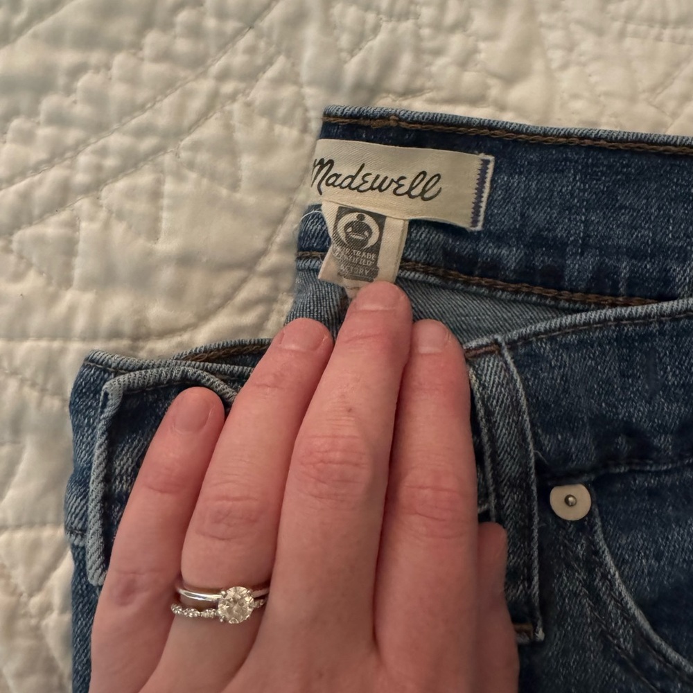 Madewell The Mid-Rise Perfect Vintage Jean - Picture 4 of 7